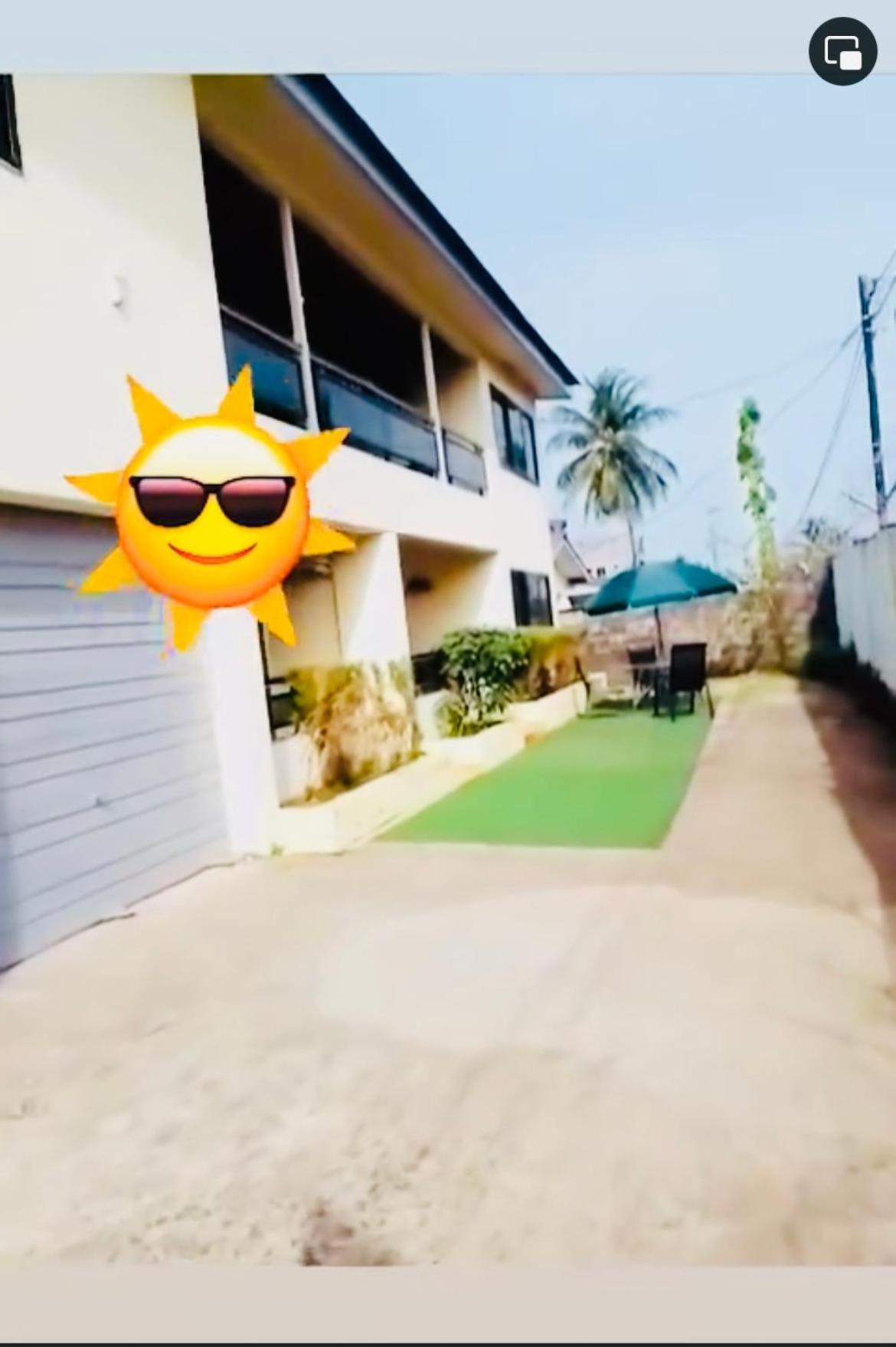 Zunox Guest House فريتاون المظهر الخارجي الصورة