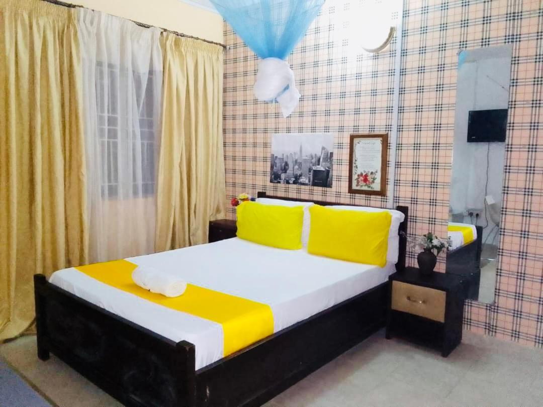 Zunox Guest House فريتاون المظهر الخارجي الصورة